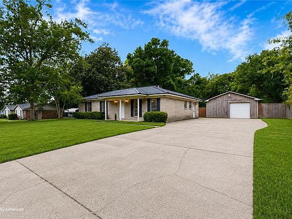 2nd image of 2901 Pretty Branch Dr E
