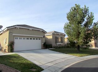 10106 Darby Rd, Apple Valley, CA 92308