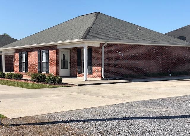 2nd image of 728 Bayou Gardens Blvd APT A