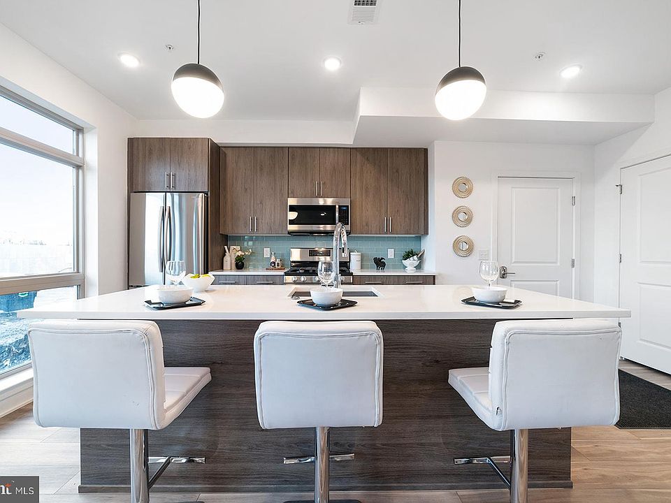 1st image of 2031 E Lehigh Ave #21A