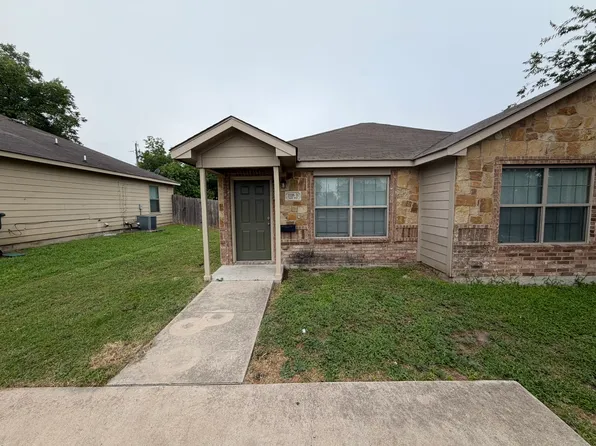 1118 S Martin Luther King Blvd #B, Temple, TX 76504