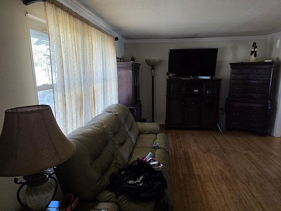 3rd image of 429 Shallowford Circle