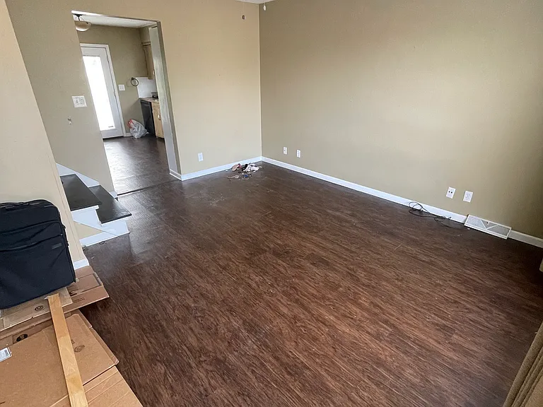 801 S Medford Cir #1 — Photo 7