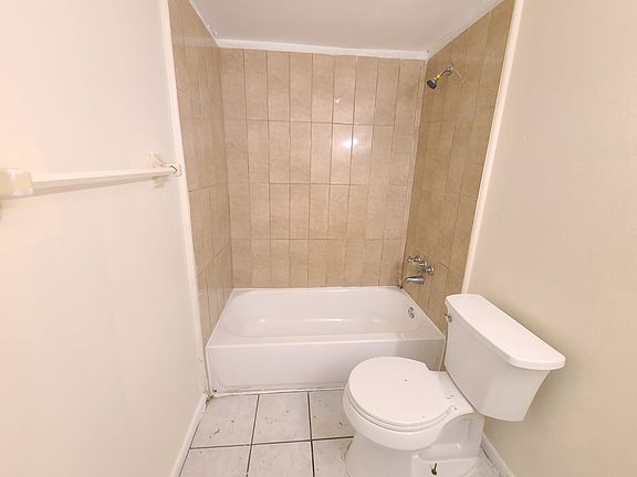 2nd image of 3610 NW 21st St APT 312