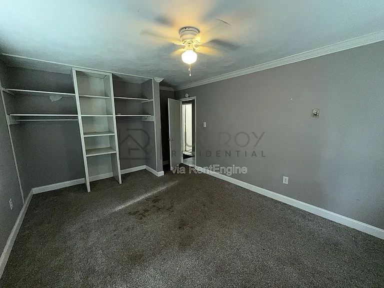 3030 Oak Forest Dr — Photo 9
