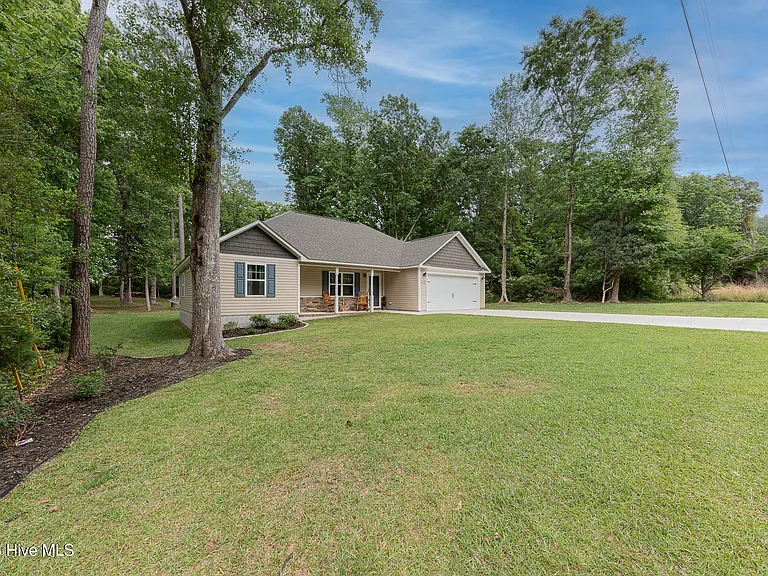 137 Wilburne Dr — Photo 4