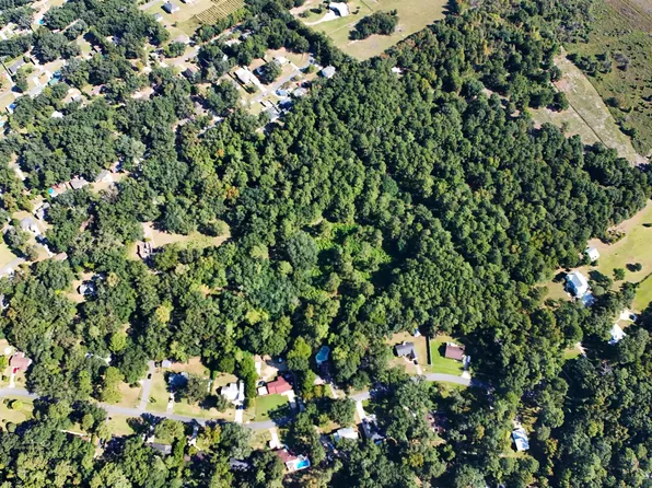 2901 Alyssa Pond Ct, Tallahassee, FL 32303