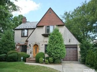 501 Tennyson Ave, Baldwin, NY 11510