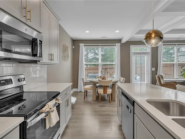 7689 Baron Rd — Photo 15