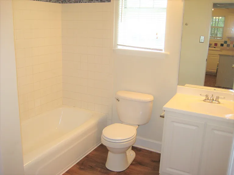 516 Arlington Dr — Photo 7