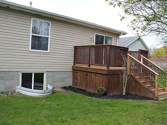4th image of 1542 Jones Pl