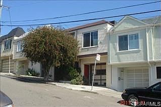 3rd image of 34 Bridgeview Dr