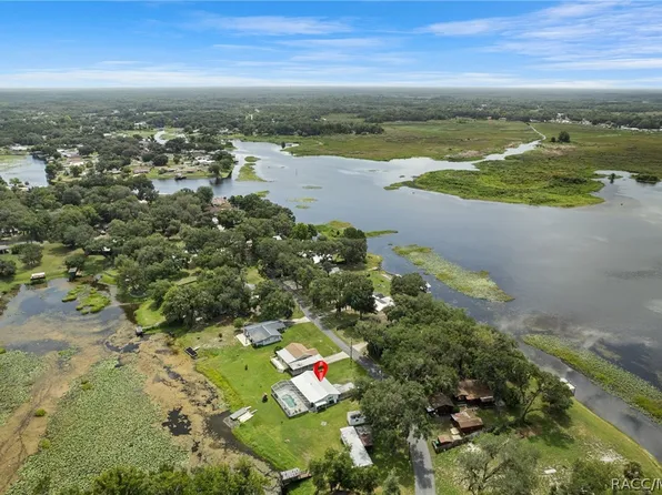 8723 E Aquarius Dr, Inverness, FL 34450