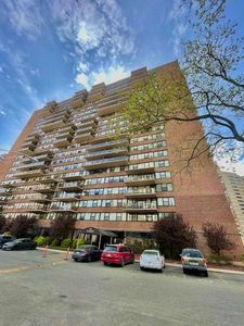 270 Luis M Marin Blvd #8L, Jersey City, NJ, 07302