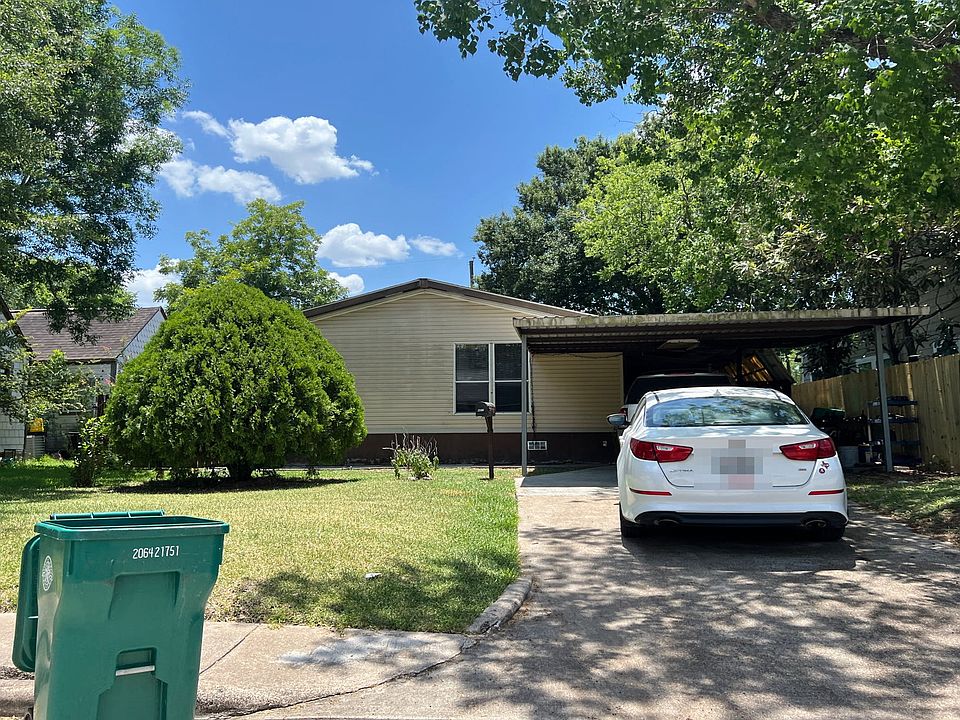 1st image of 427 Winona Dr