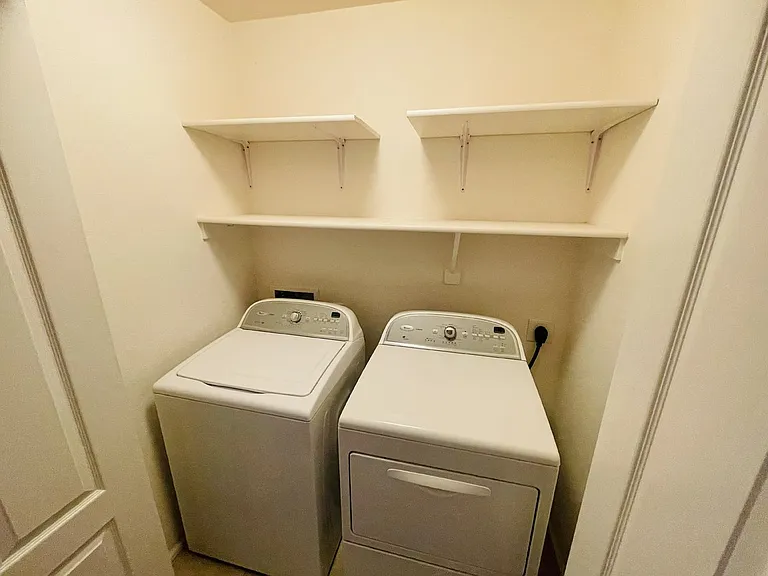 39974 W Thornberry Ln — Photo 10