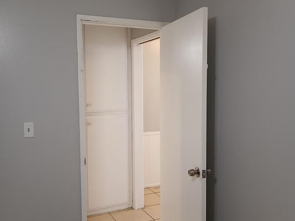 2nd image of 4221 Van Dyke Ave #2