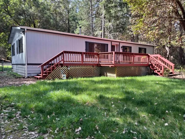 879 Wilderville Ln, Grants Pass, OR 97527