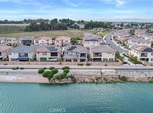 5242 Goldenrod Cir, Huntington Beach, CA 92649