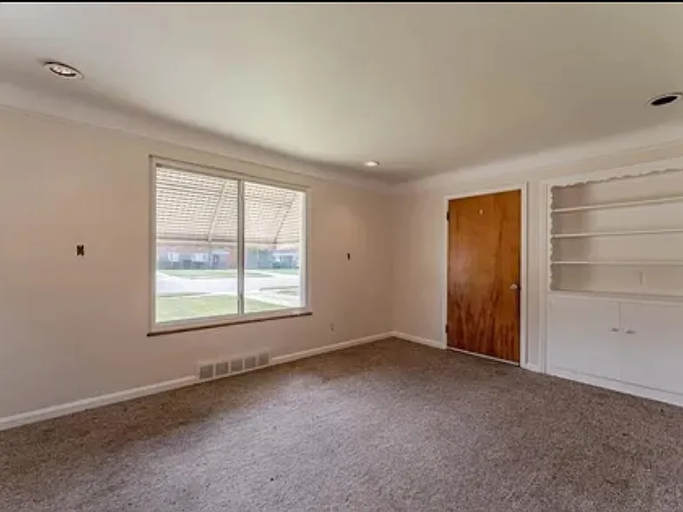 Living room 1