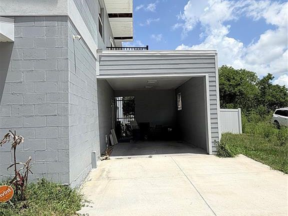 3rd image of 3180 LINCOLN STREET