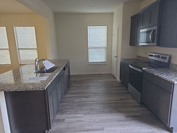 3rd image of 2020 Wooley Way