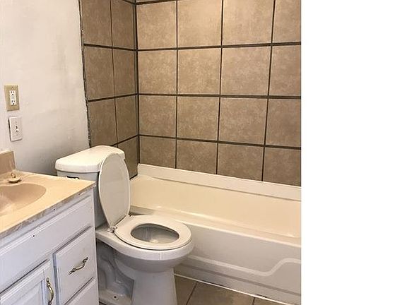 5th image of 1268 E 17th Ave