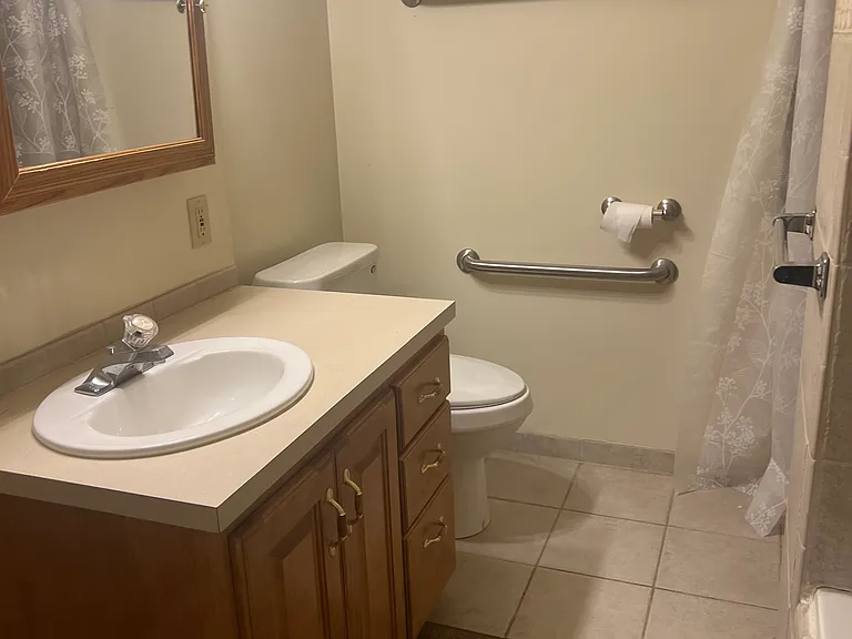 472 W Saddlewood Cir — Photo 4