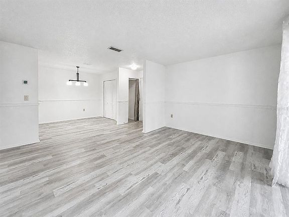 4th image of 3705 SW 27TH STREET #921