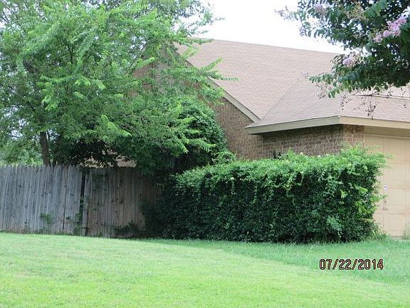 3rd image of 4837 Trailwood Dr