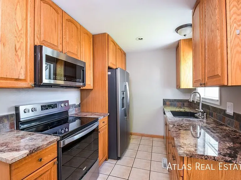10553 W 106th Ct — Photo 6