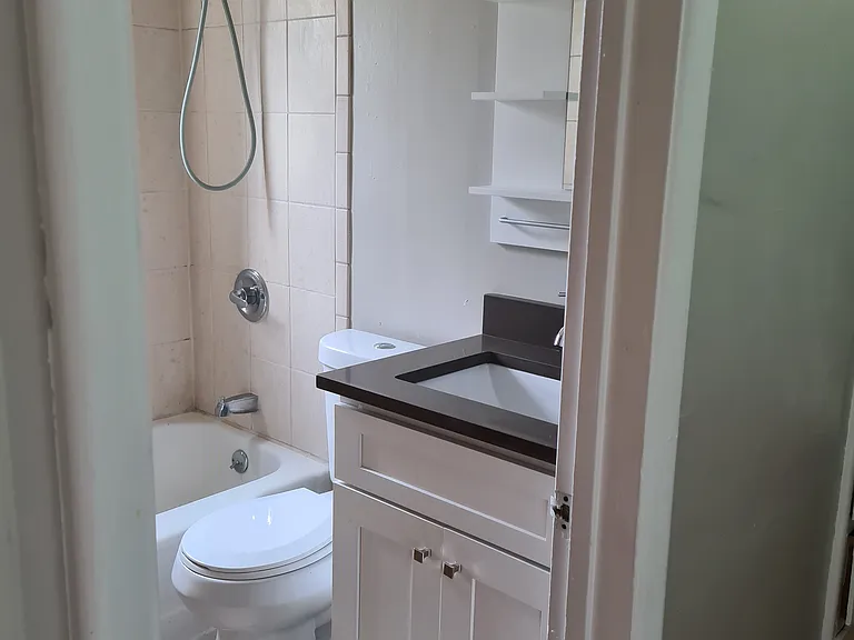 1962 S Columbine St #8 — Photo 10