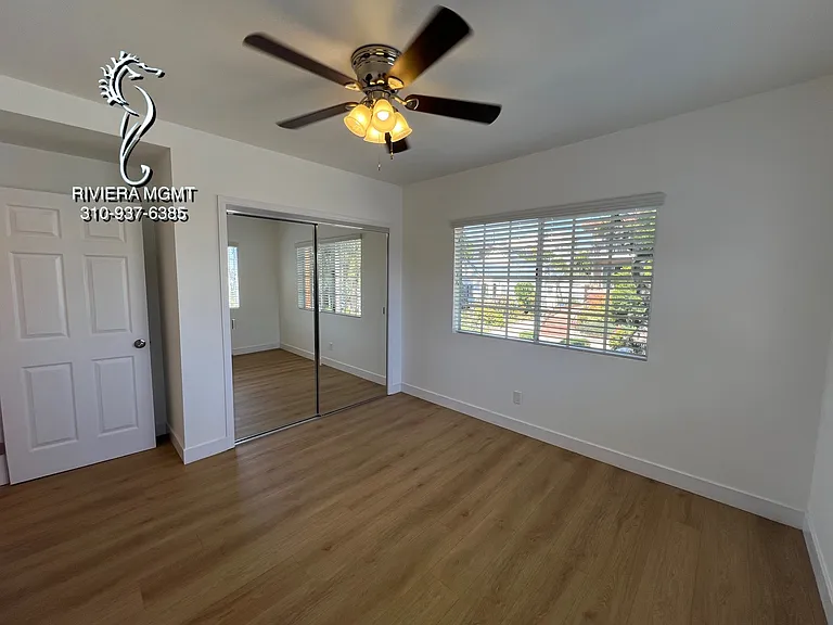927 W 10th St #1 — Photo 14
