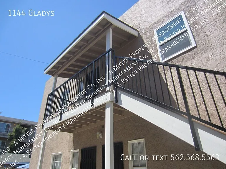 1144 Gladys Ave — Photo 13