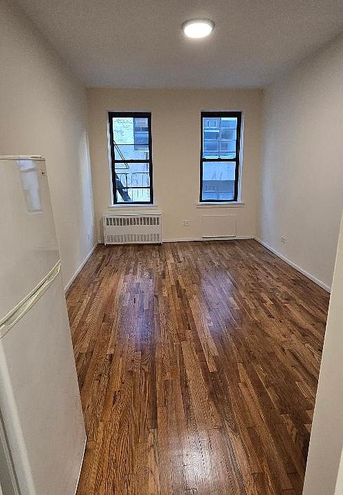 1st image of 349 E 61st St APT 3D
