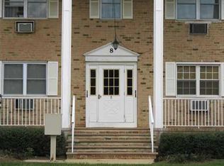 8A Manchester Ct, Freehold, NJ 07728