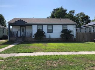 5326 Cameron Blvd, New Orleans, LA 70122