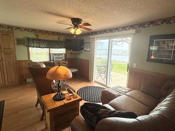 5th image of 42895 Sunshine Villa Dr #2