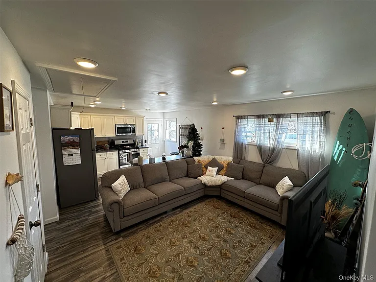 7 Lori Ct — Photo 6