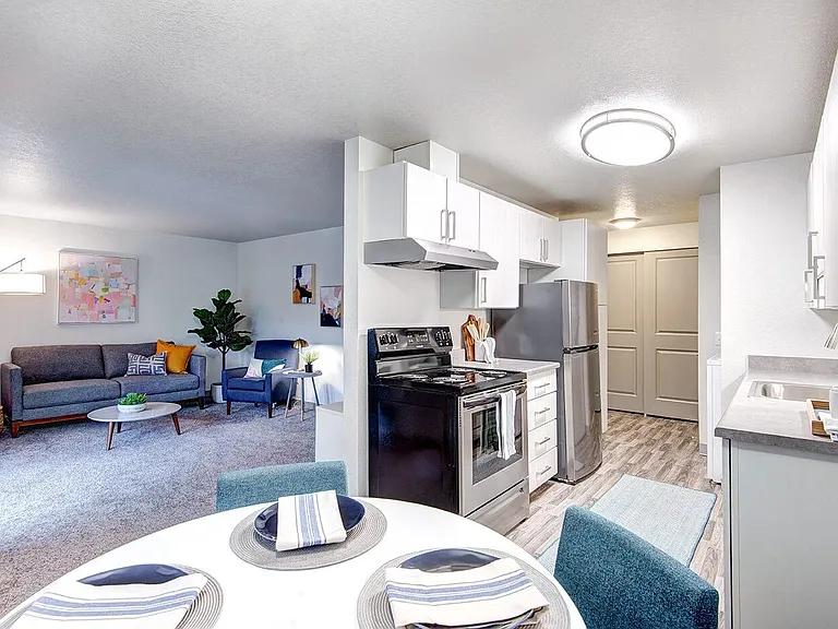 Inlet View Apartments — Photo 19