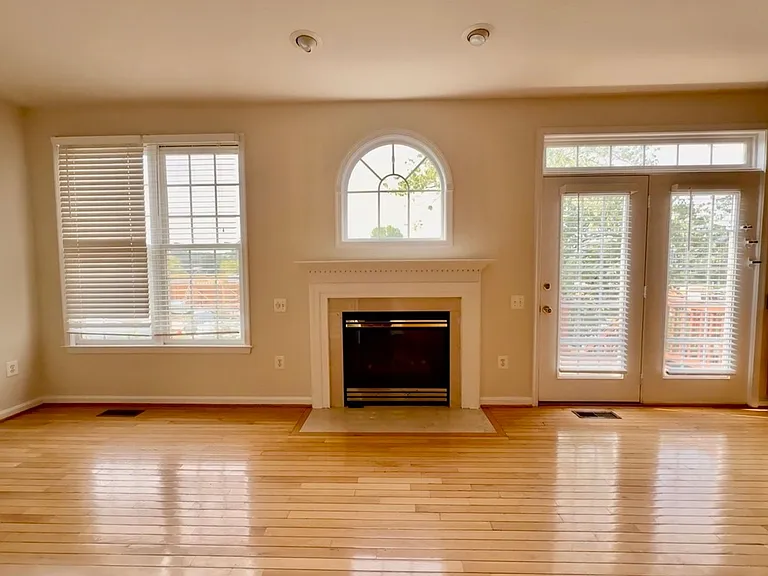 6130 Stonehenge Pl — Photo 11