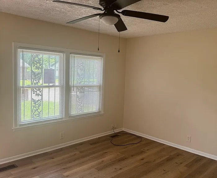 3004 Lytle Dr — Photo 7