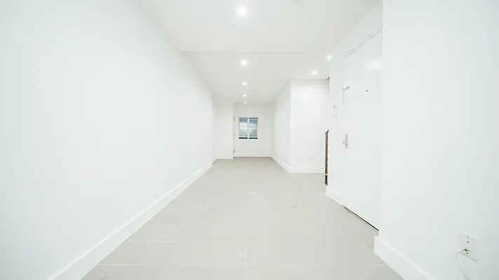 Rented by Nooklyn NYC LLC | media 24