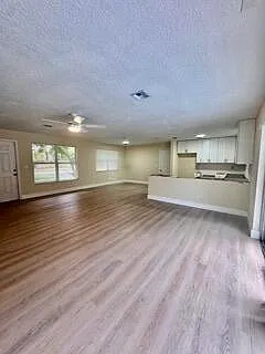 3112 SE 1st Pl — Photo 6
