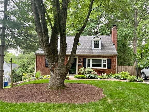 2nd image of 7008 Aronow Dr