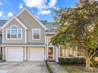 412 Overlook Dr, Occoquan, VA 22125