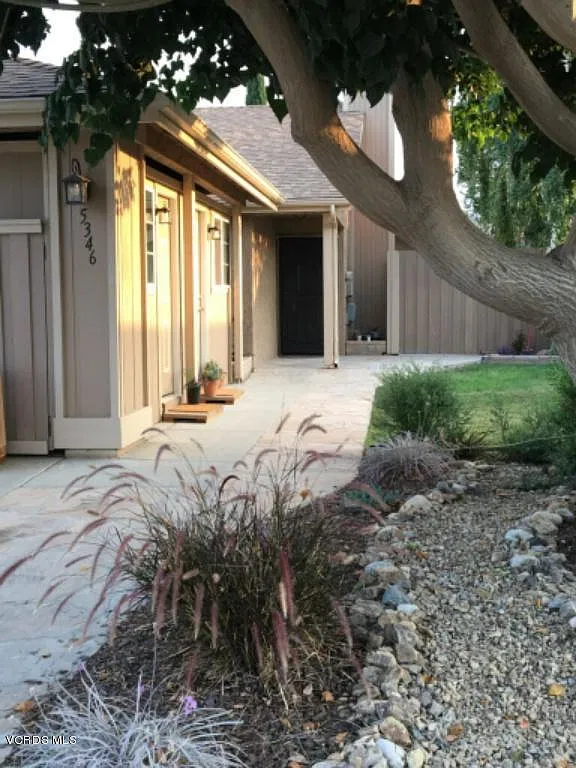 3 bed, 2.0 bath, 1350 sqft, $3,500 — Photo 2