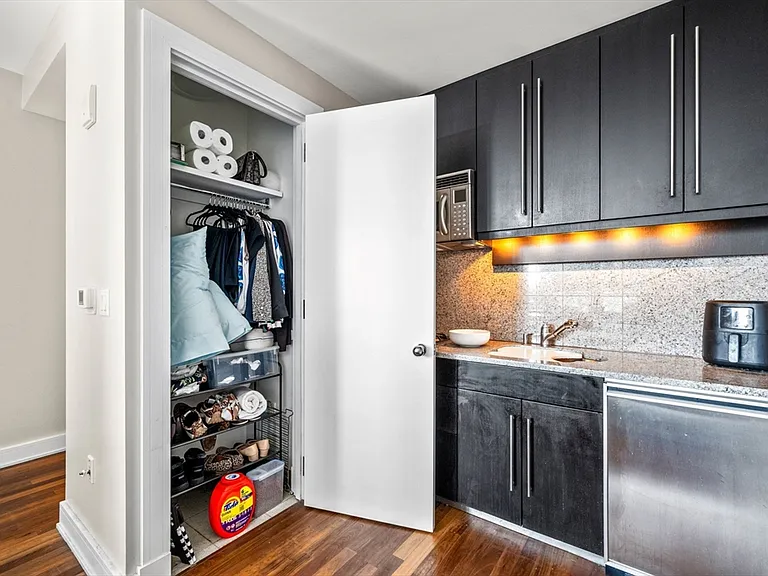 500 Atlantic Ave #14S — Photo 1