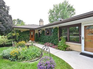 503 Rosedale Dr, Thiensville, WI 53092