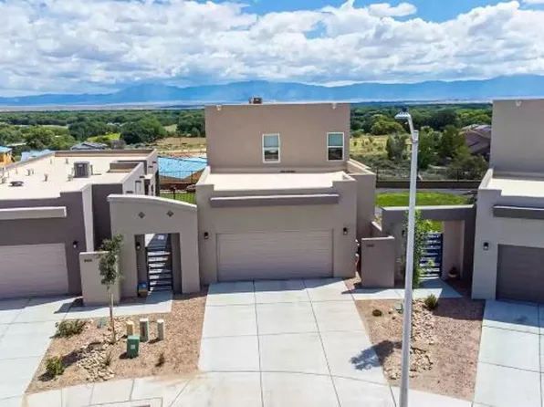 1400 Tierra Verde Loop NW, Los Lunas, NM 87031